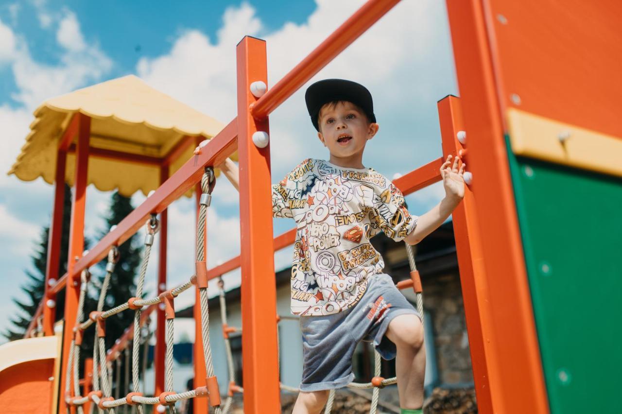 Orea Resort Devet Skal Vysocina Sněžné Buitenkant foto