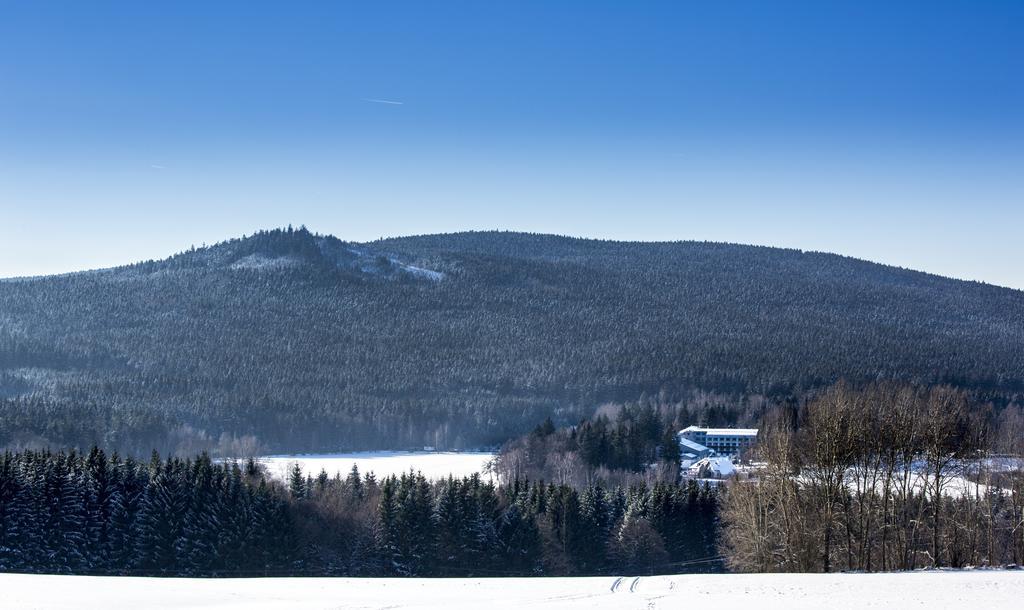 Orea Resort Devet Skal Vysocina Sněžné Buitenkant foto
